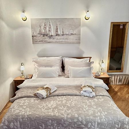 Diocletian Wine Studio Apartment II Split Exterior photo