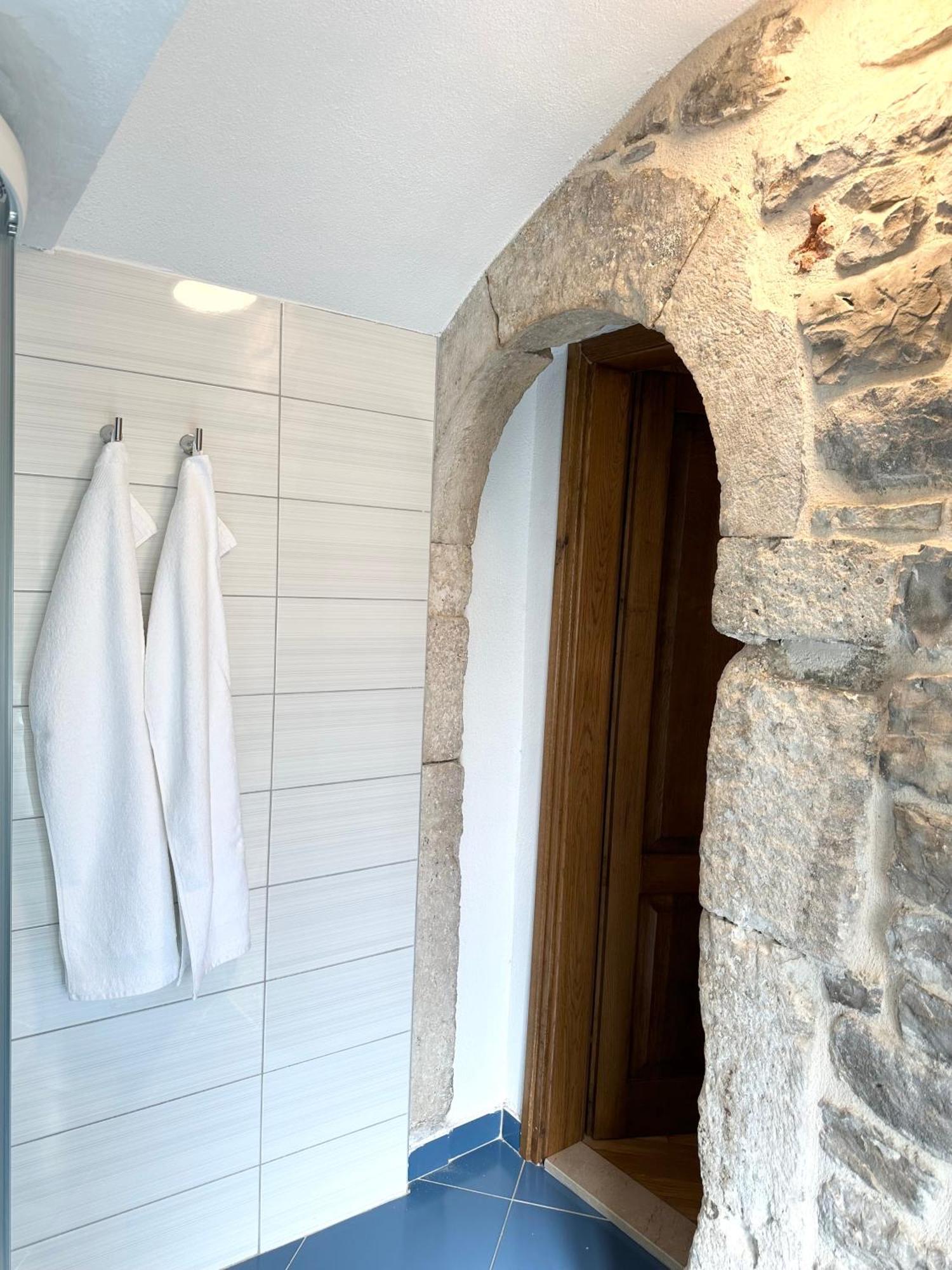 Diocletian Wine Studio Apartment II Split Exterior photo